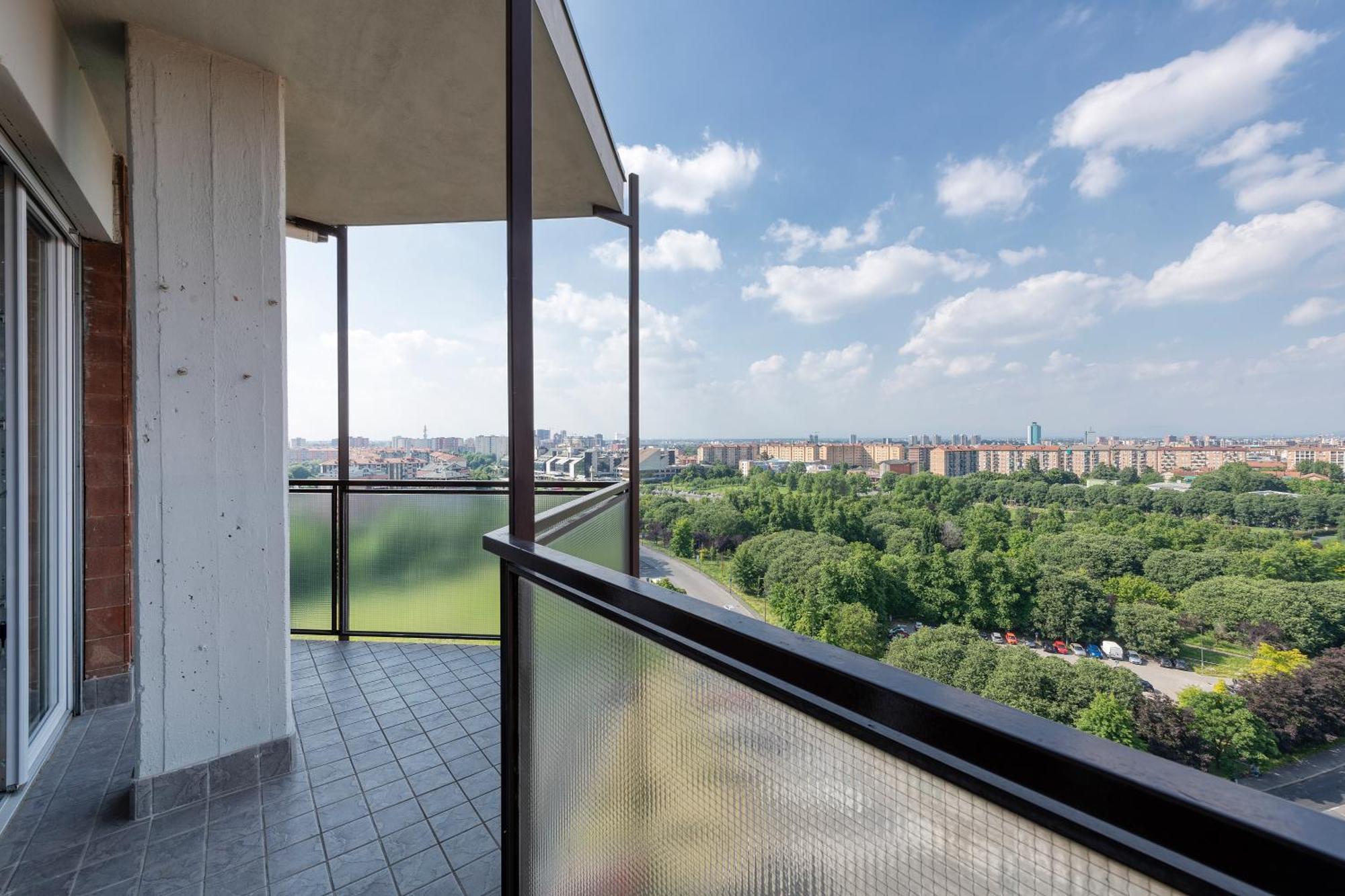Omodeo, 19 - Ampio E Panoramico Lägenhet Milano Exteriör bild