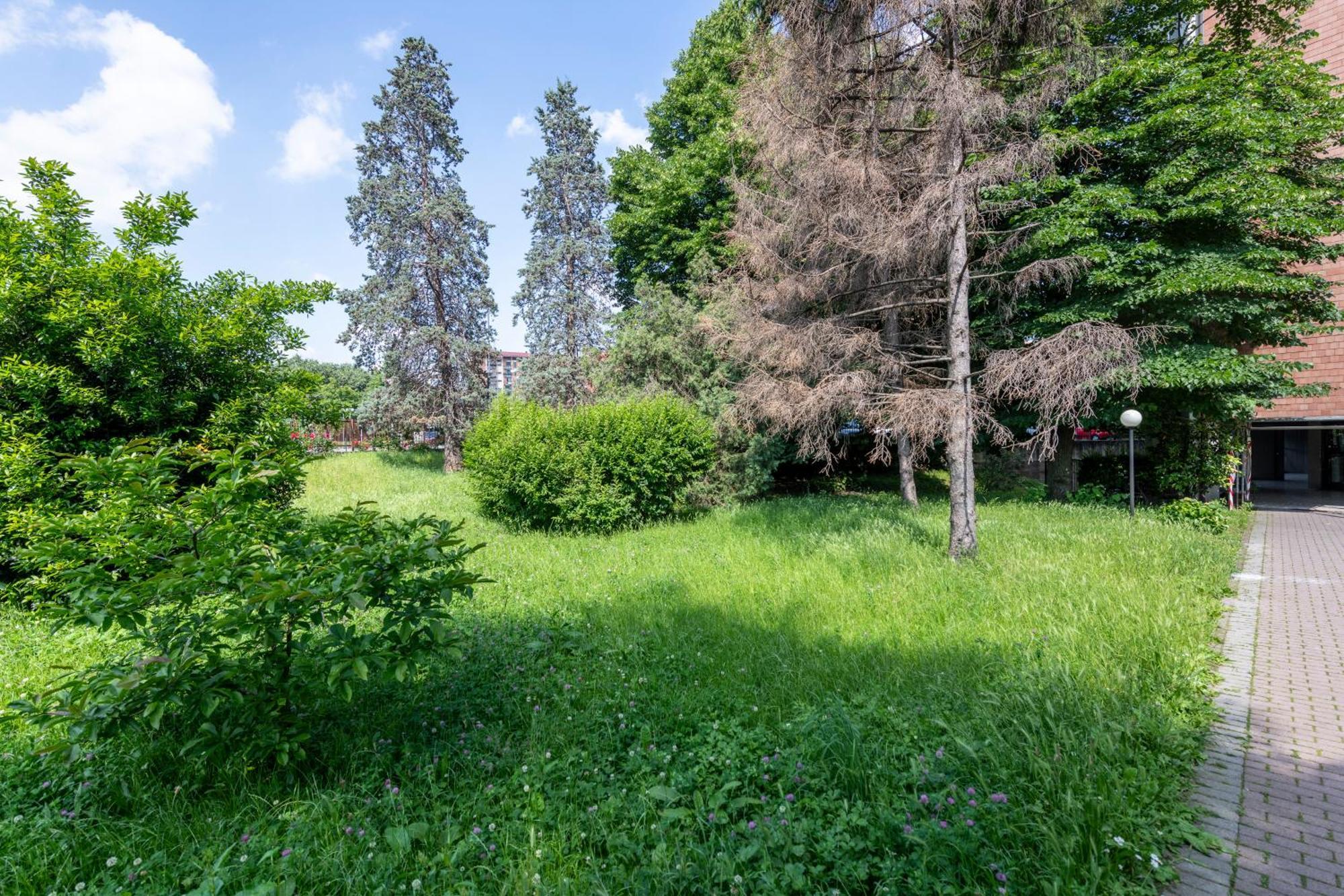 Omodeo, 19 - Ampio E Panoramico Lägenhet Milano Exteriör bild
